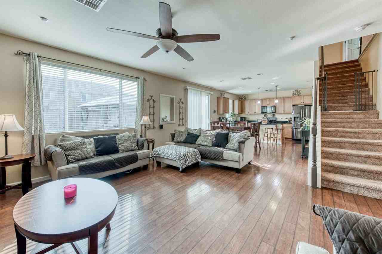 5798 East Beck Avenue - Photo 5 of 26