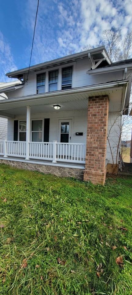 127 Tritle Ave - Photo 2 of 34