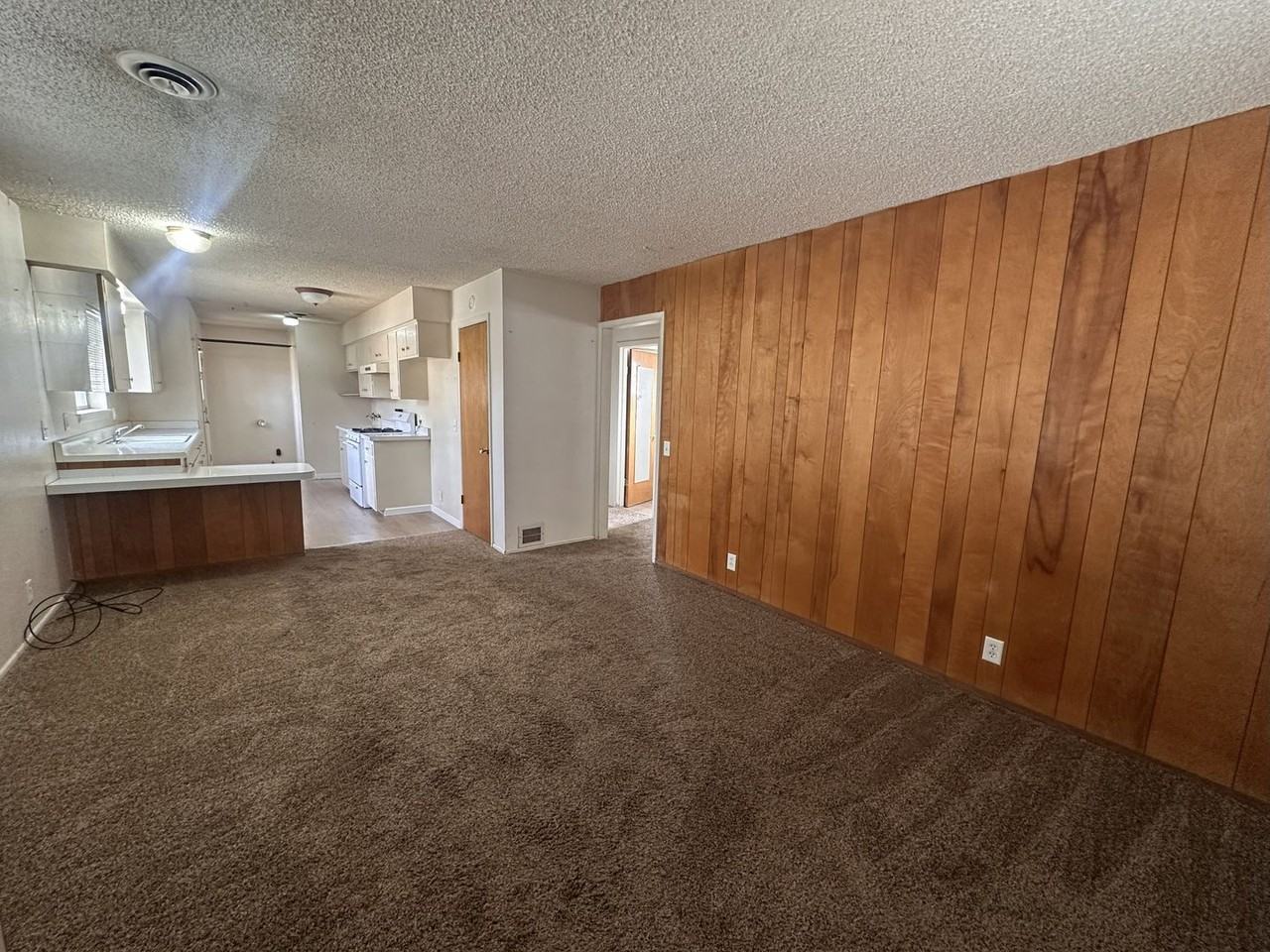 115 Foss Street - Photo 3 of 11