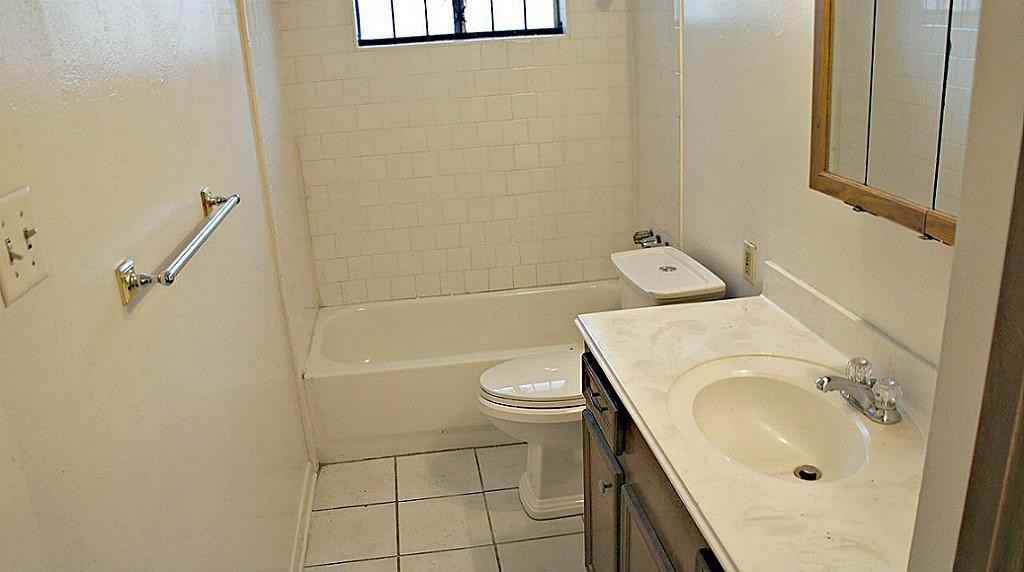 6666 Laughlin Dr - Photo 2 of 10