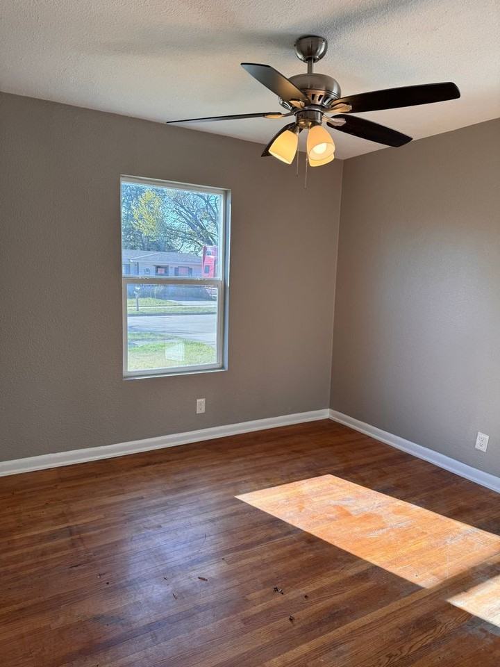 2003 Ida Street - Photo 4 of 13