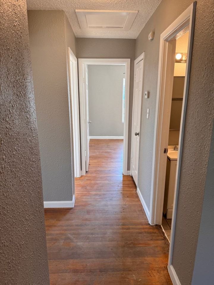 2003 Ida Street - Photo 7 of 13