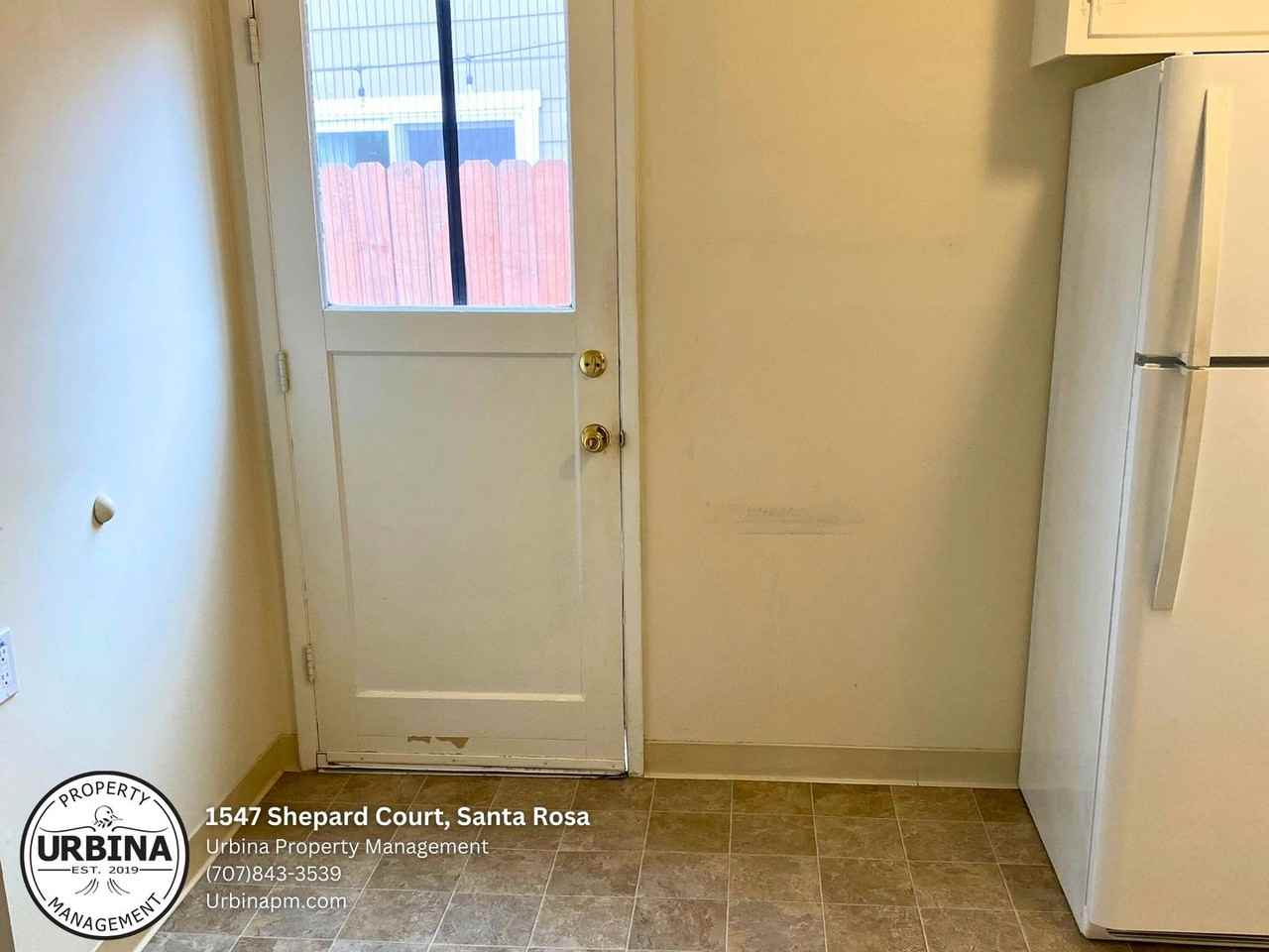 1547 Shepard Court - Photo 6 of 17