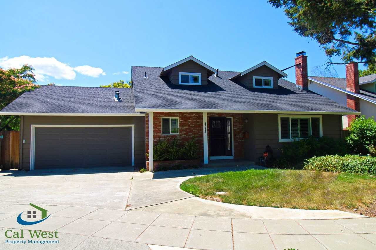 1243 Redoaks Drive - Photo 2 of 20