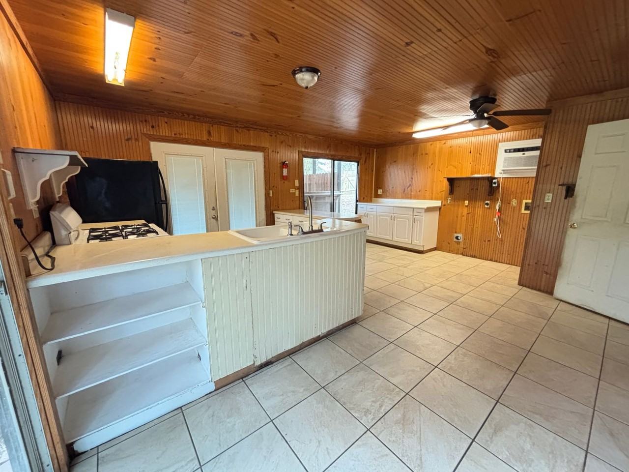 4100 Hampton Lane - Photo 6 of 15