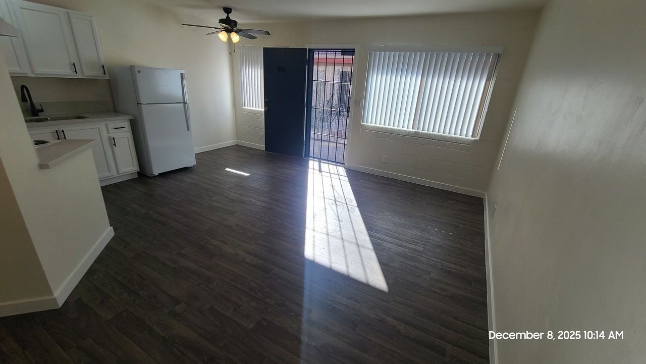 Continental Palms - Photo 5 of 24