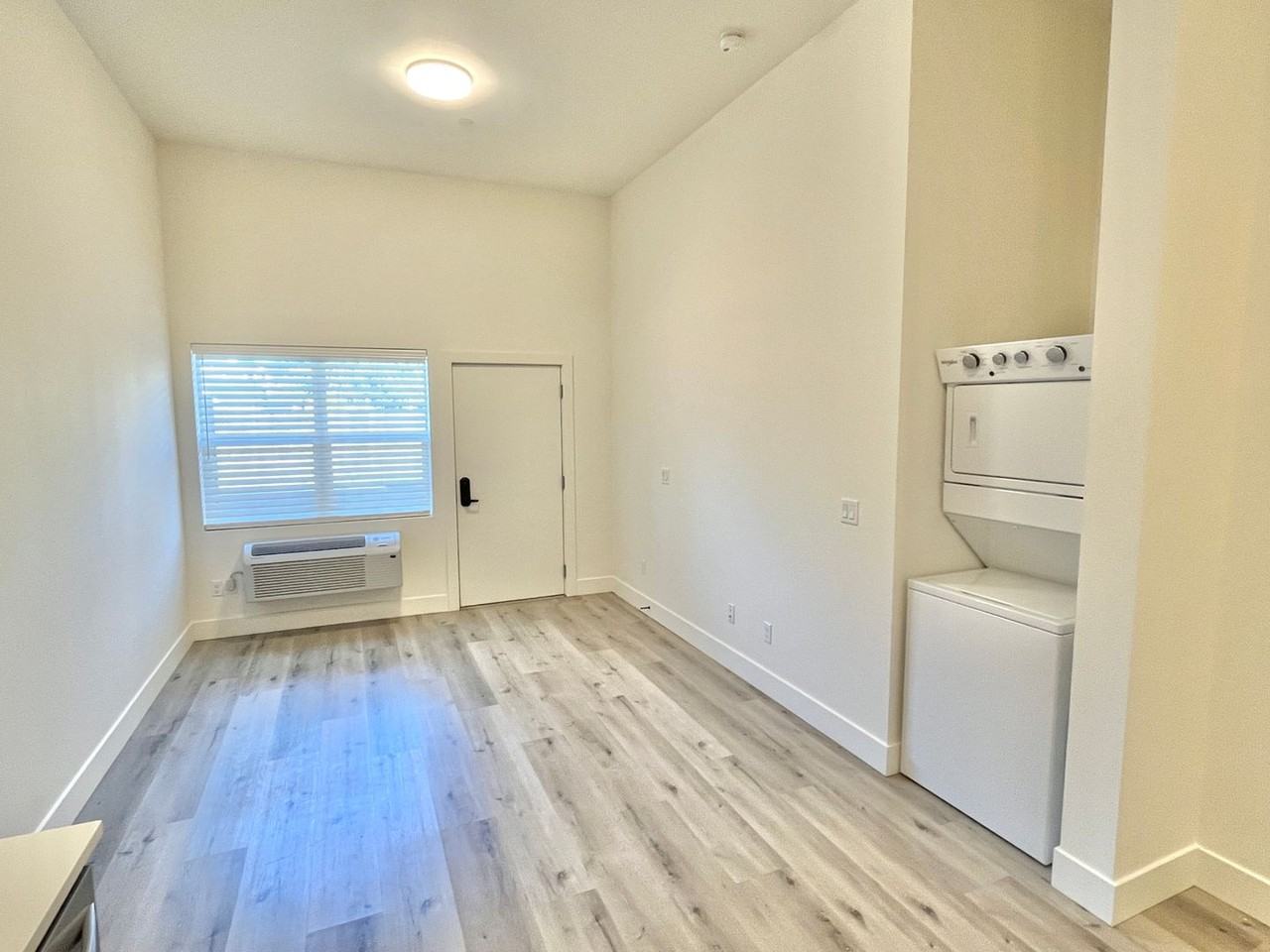 BUFFL - Photo 3 of 12