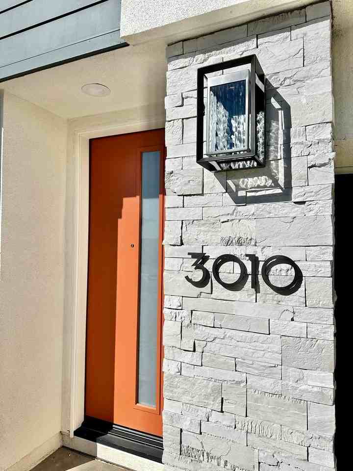 3010 Marquee Way - Photo 2 of 50