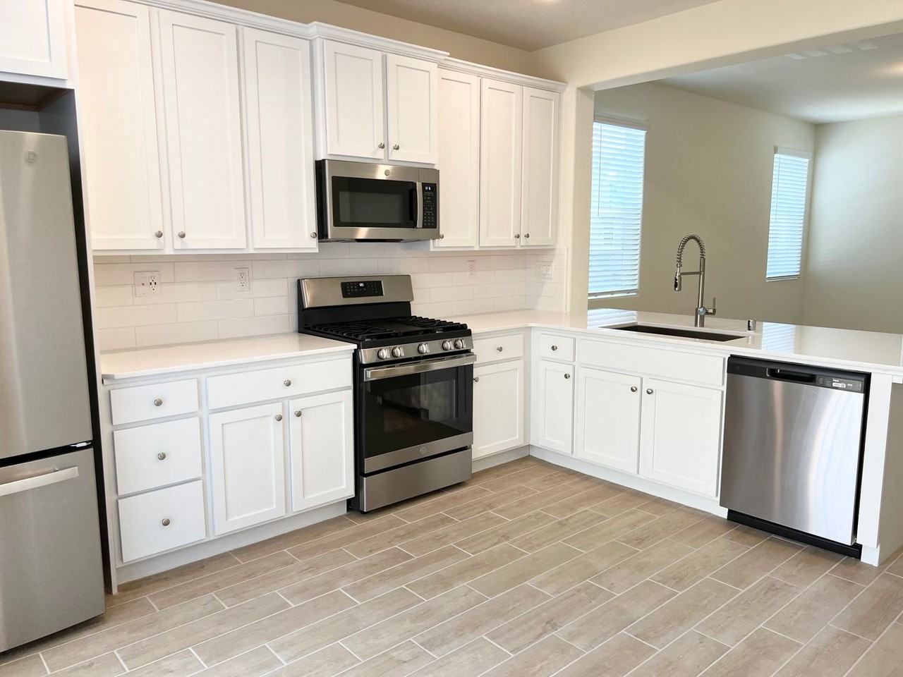 6454 E Meritage Dr - Photo 7 of 17