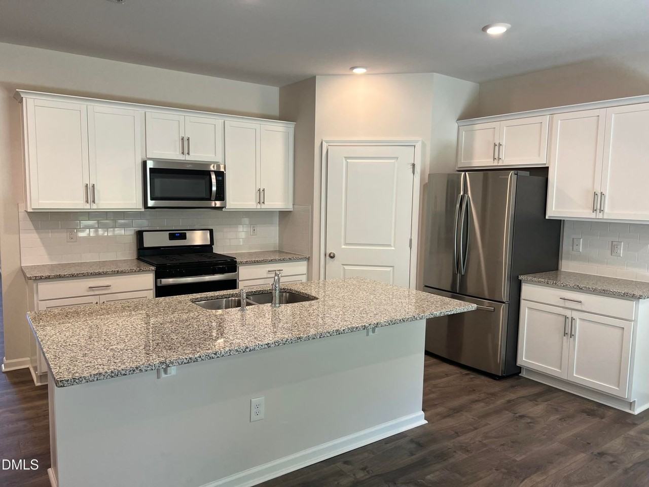 51 Blue Aspen Dr - Photo 2 of 18