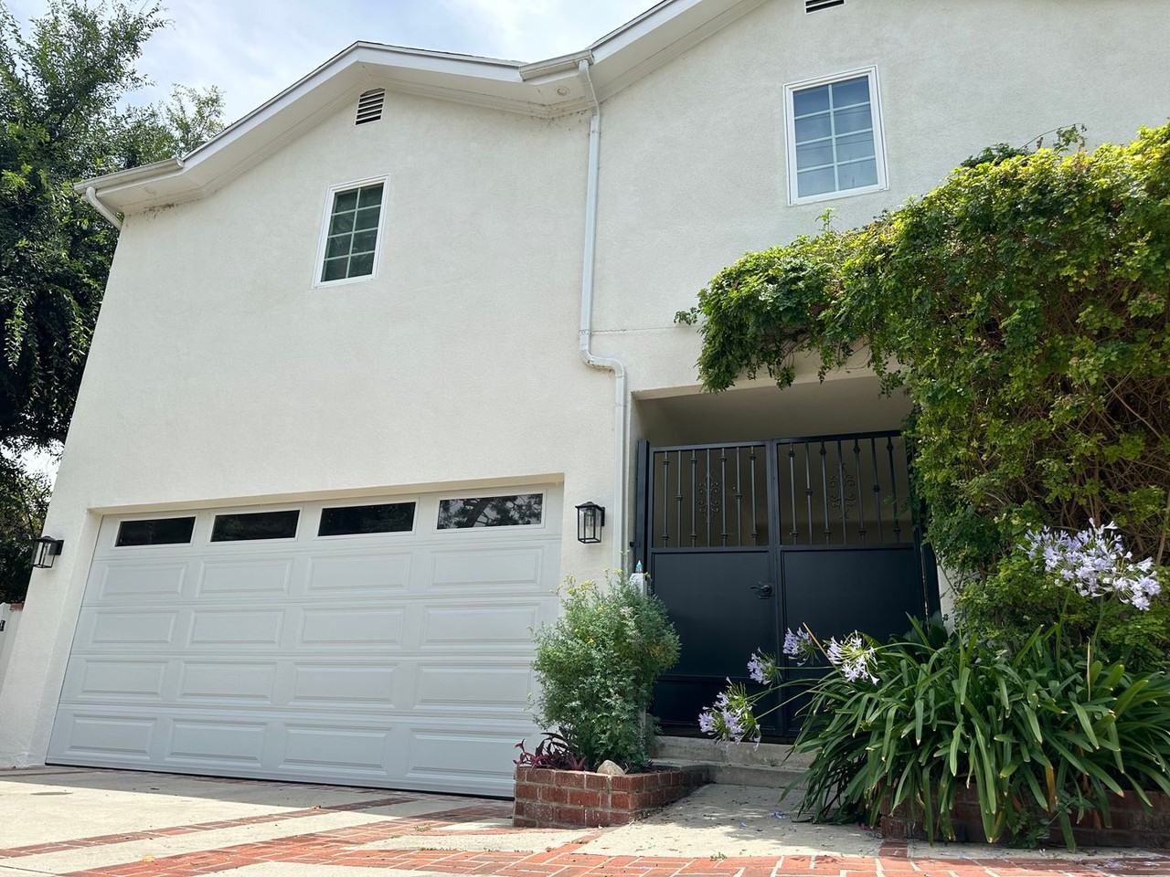 4656 Vanalden Avenue - Photo 4 of 34