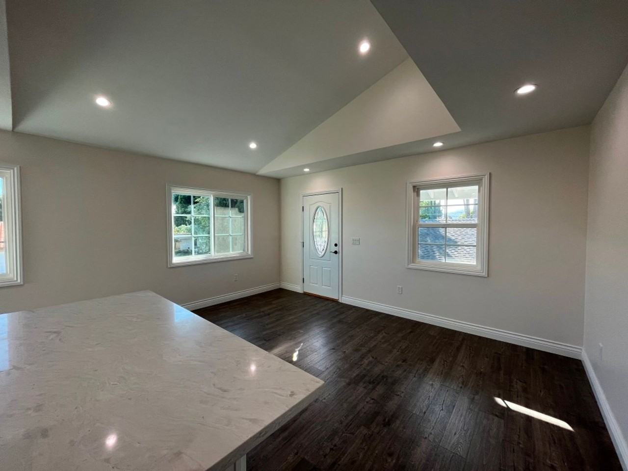 21103 Mayall St - Photo 4 of 10