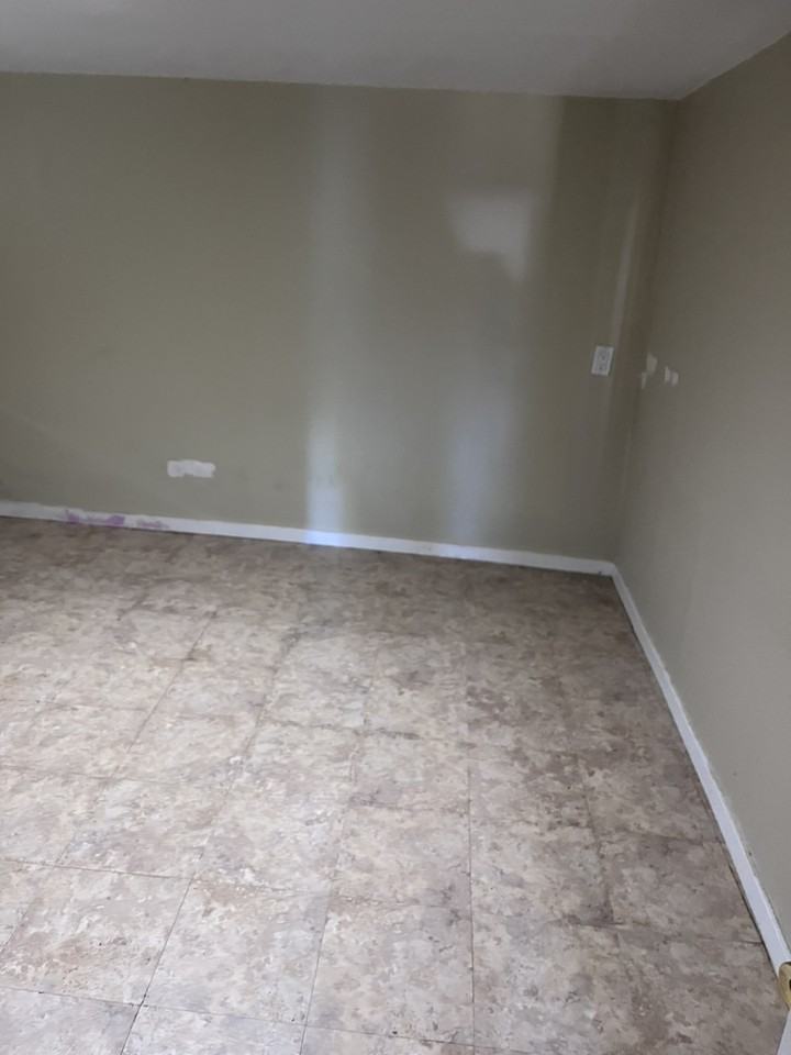 3831 Sandell St - Photo 7 of 12