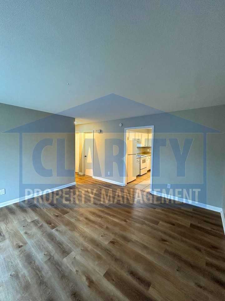 2412 J Mack Circle Southwest - Photo 5 of 17