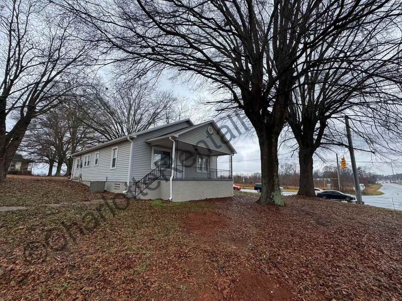 2071 Startown Road - Photo 3 of 9
