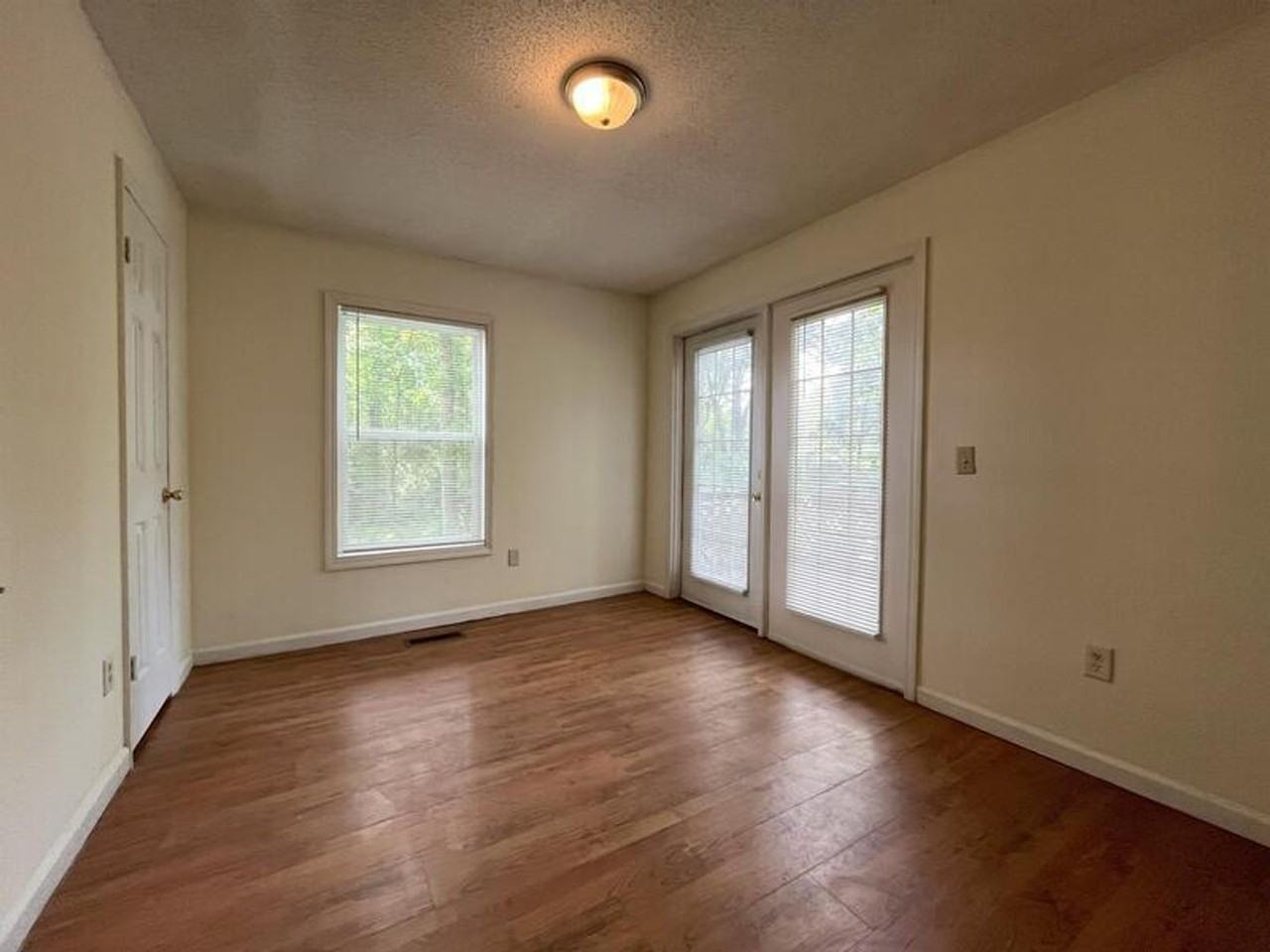64 15th Street Northwest - Photo 2 of 9