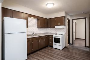 featured image of 3220 Darwood Drive