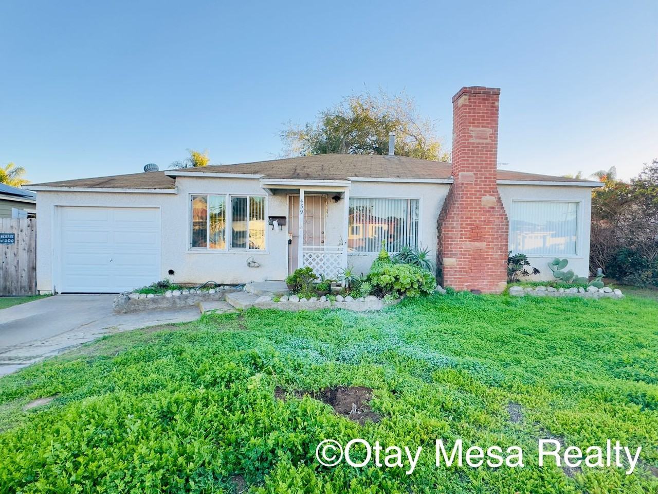 459 Citrus Ave - Photo 2 of 11