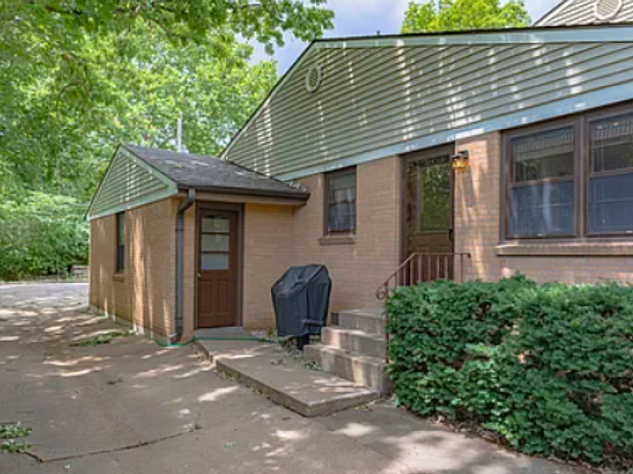 1415 Sunnyslope Ln - Photo 7 of 20