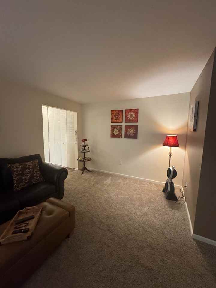 1504 Summit Pointe - Photo 3 of 11