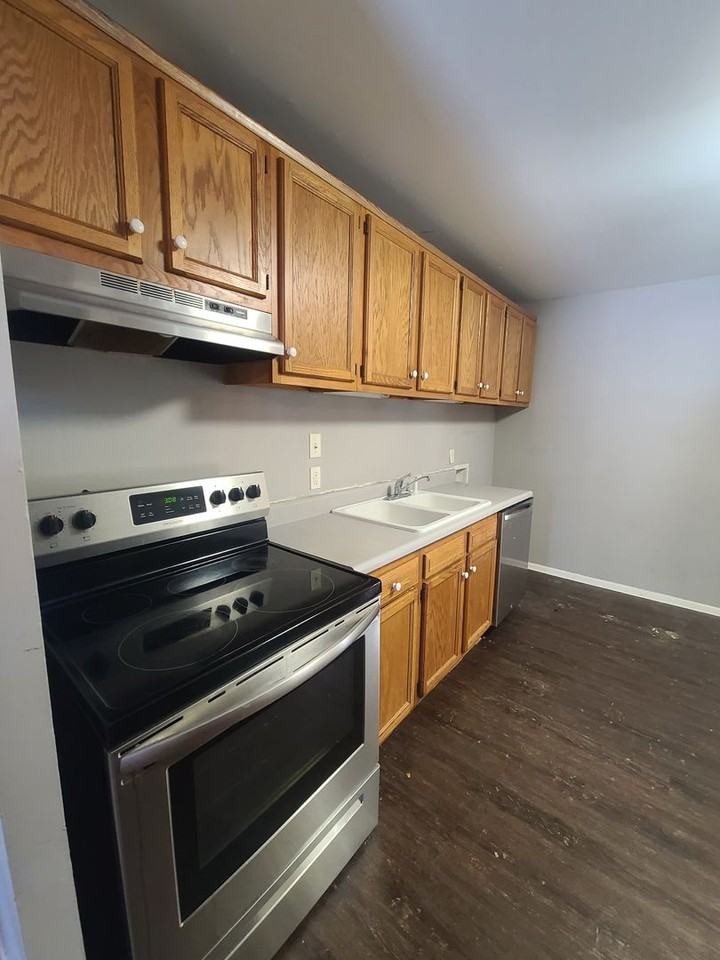 505 South Duncan Road - Photo 6 of 10