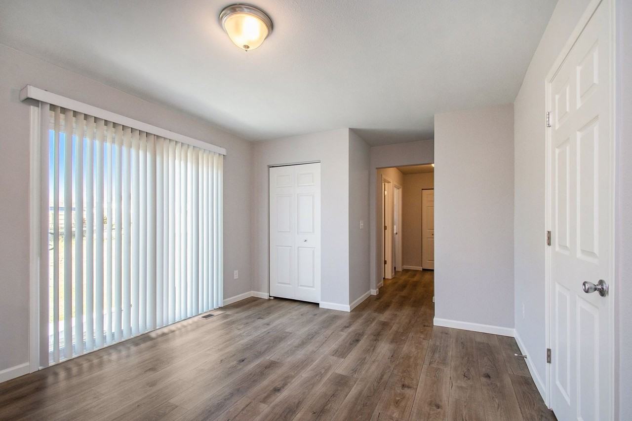 28 Mill Creek Avenue - Photo 6 of 23