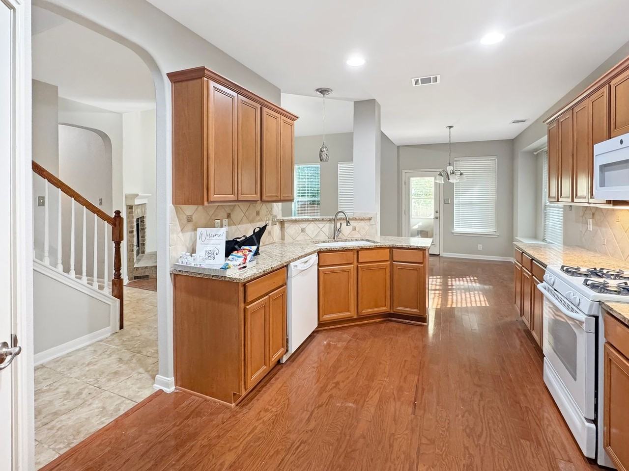 1019 Mineral Hls - Photo 3 of 35