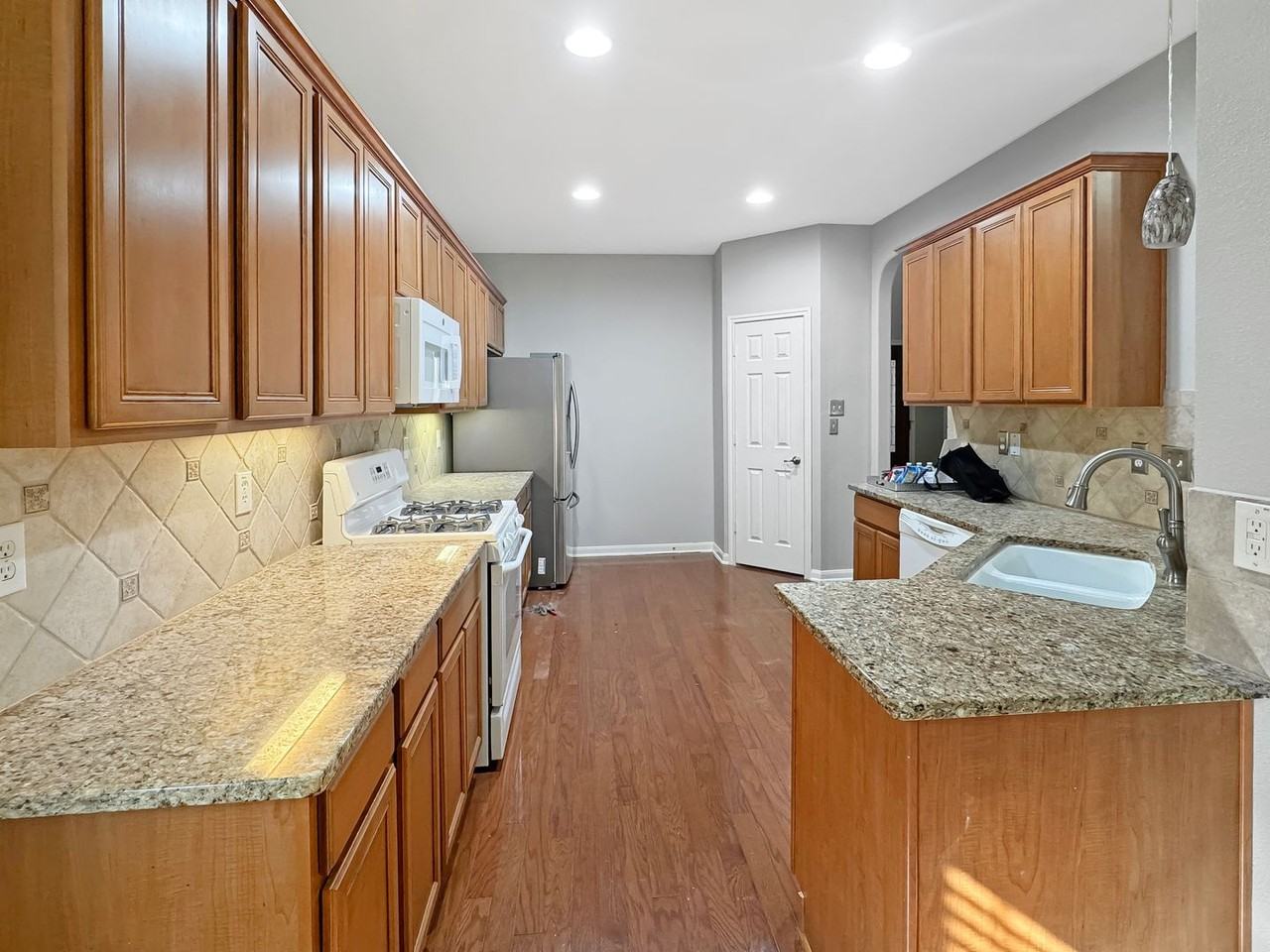 1019 Mineral Hls - Photo 4 of 35