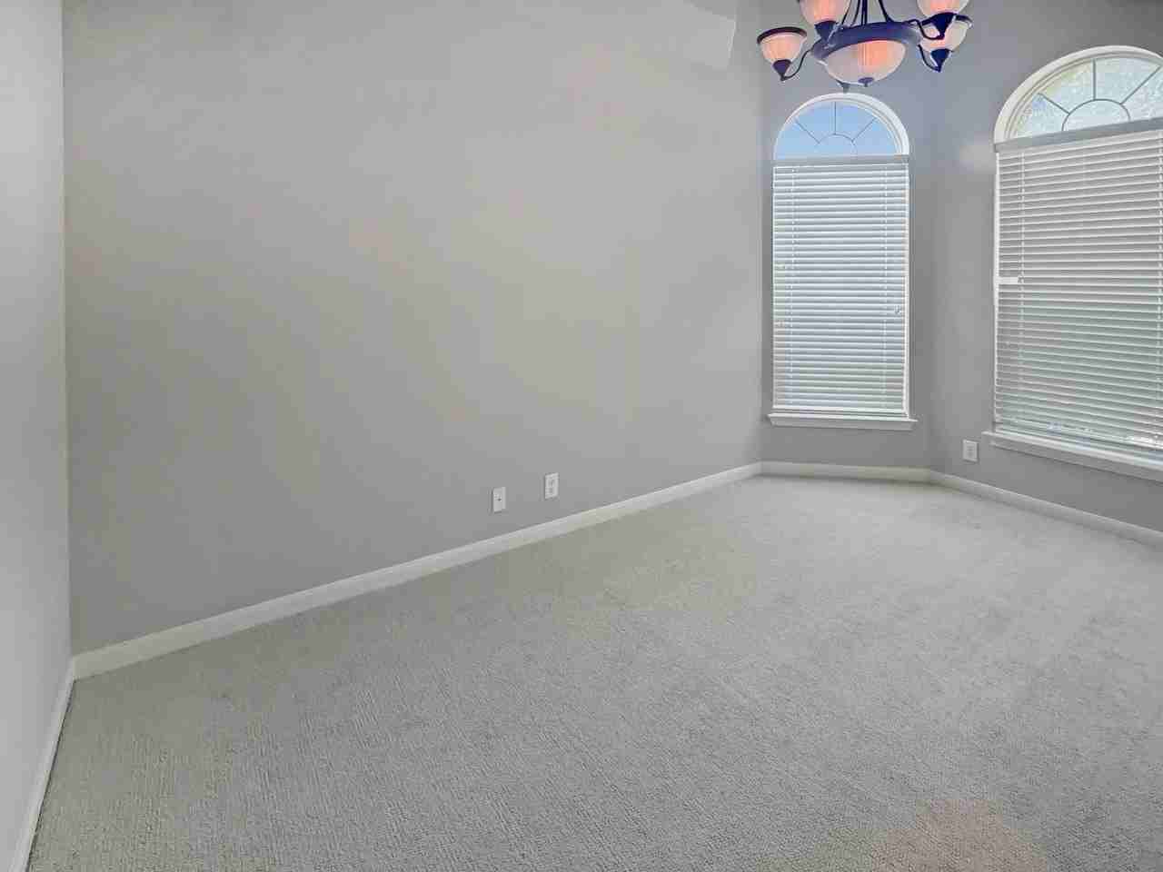 1019 Mineral Hls - Photo 6 of 35