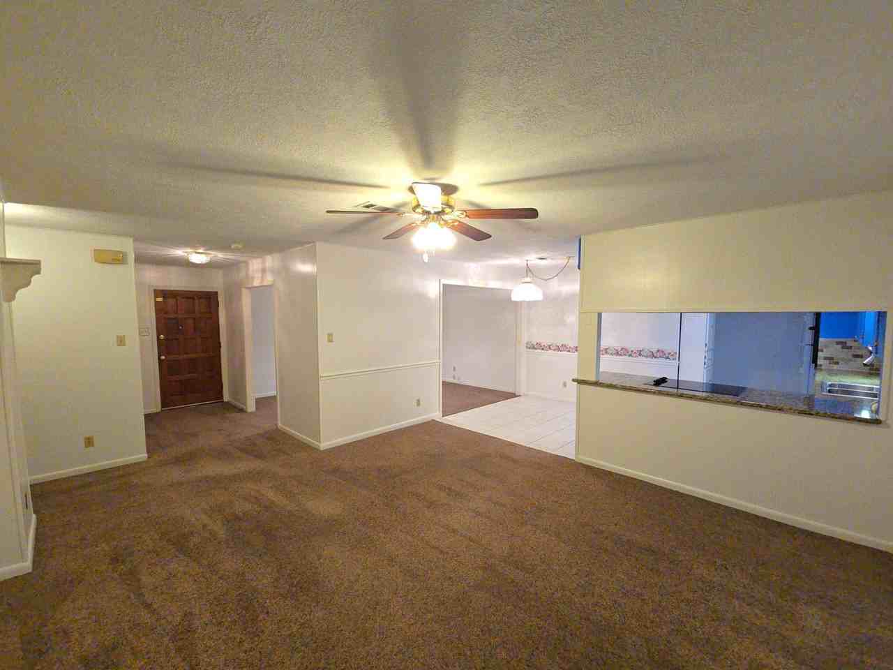 1206 Crescent Boulevard - Photo 4 of 33