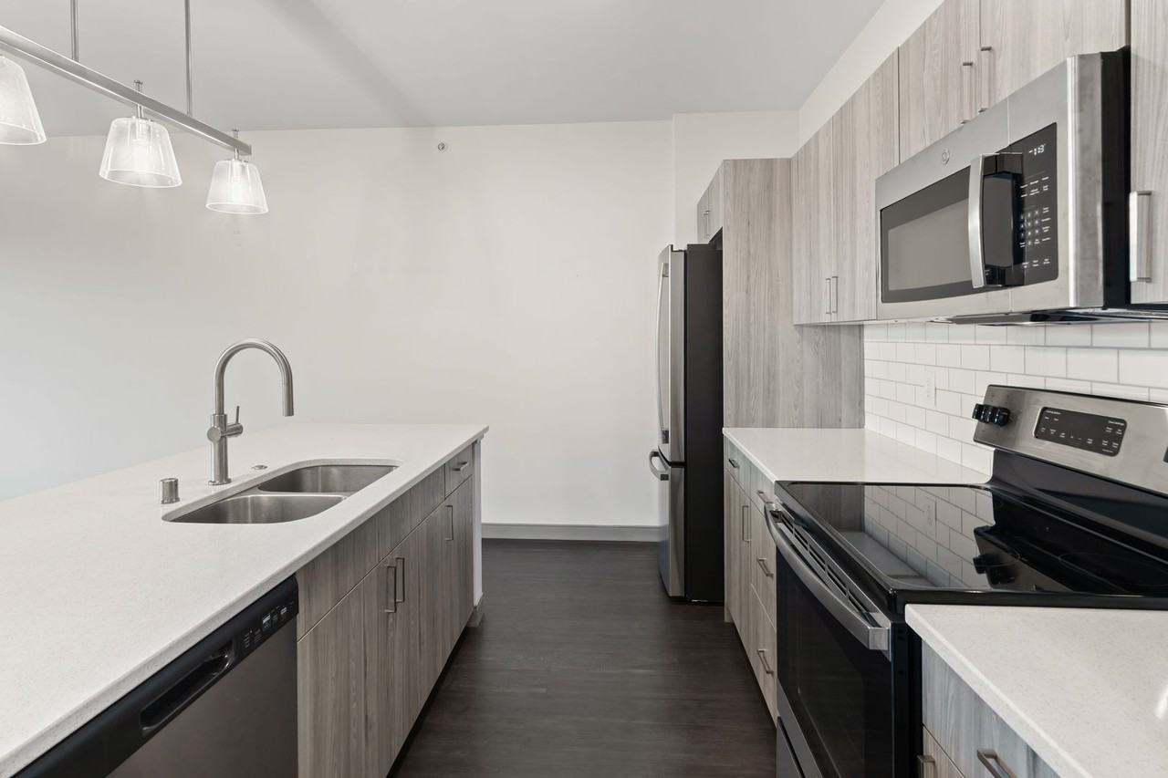 The Atwater - Photo 3 of 50