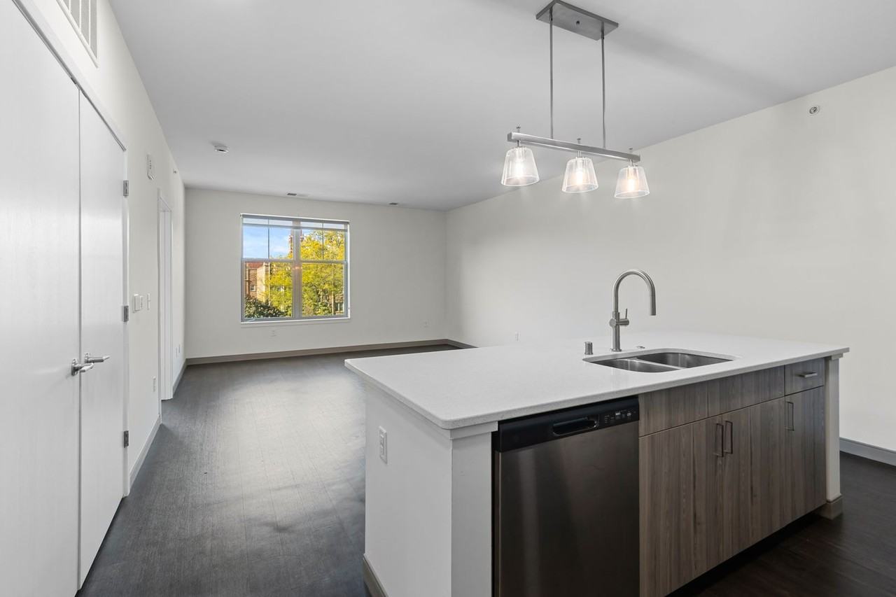 The Atwater - Photo 6 of 50