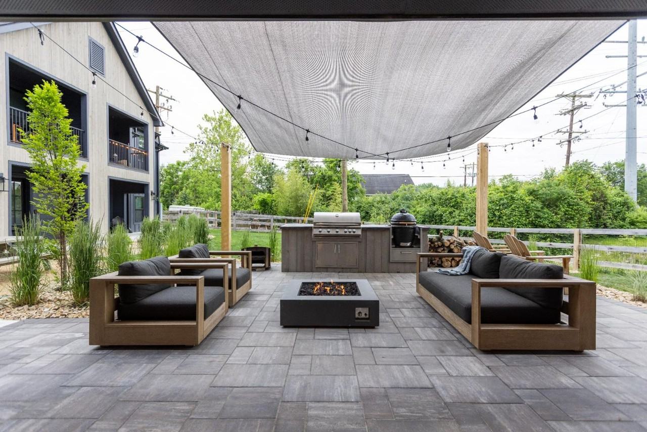 4060 Walton Creek Rd - Photo 3 of 50