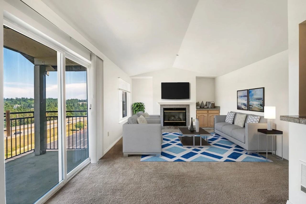 Bayview West Apartments - Photo 4 of 9