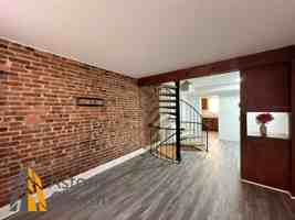 featured image of 508 Wyeth St