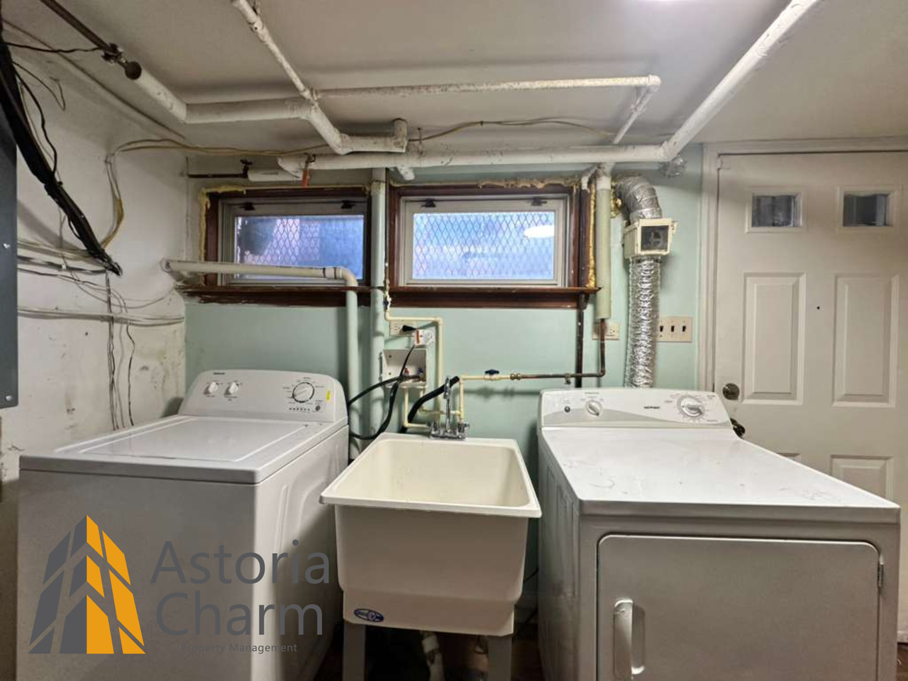 508 Wyeth St - Photo 6 of 28