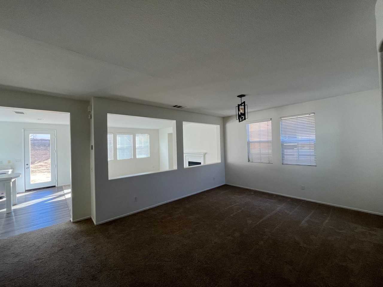 11158 Picard Pl - Photo 4 of 38