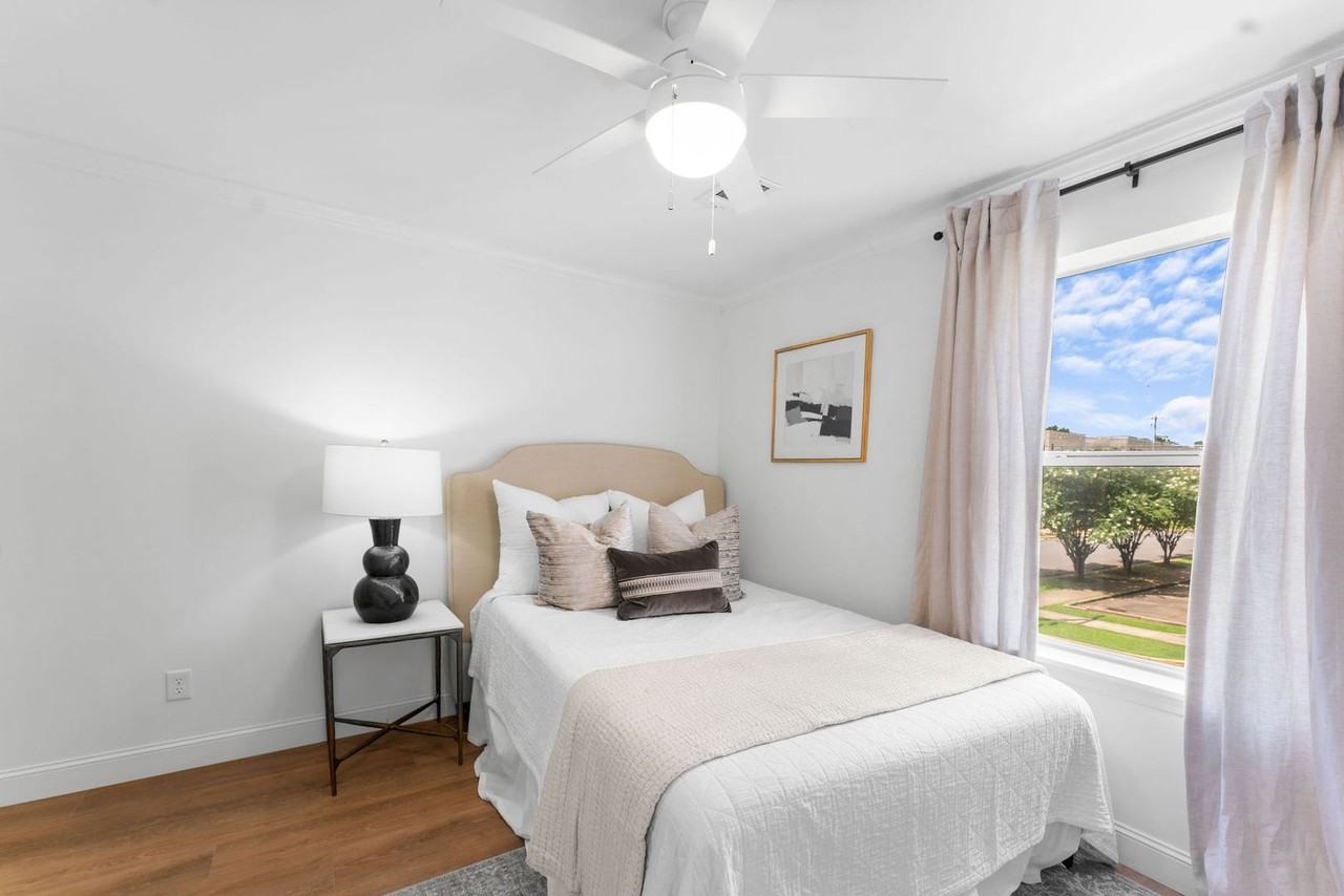 1228 8th Street #412 - Photo 6 of 14