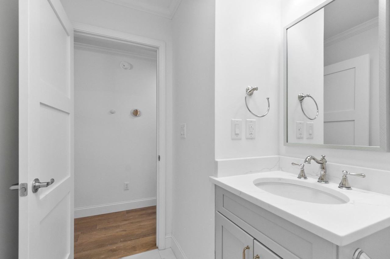 1228 8th Street #412 - Photo 7 of 14