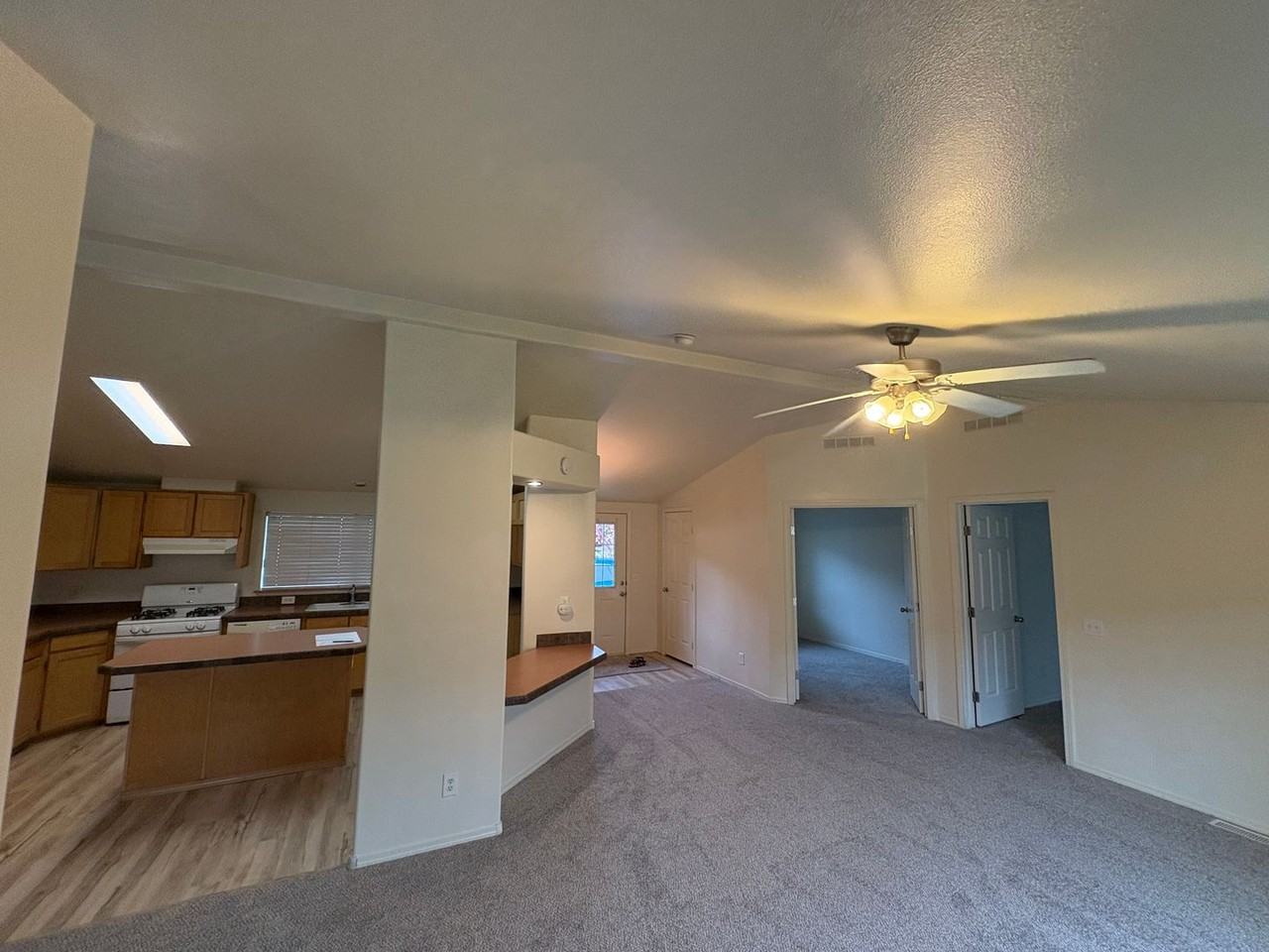 Bullion - Photo 3 of 11