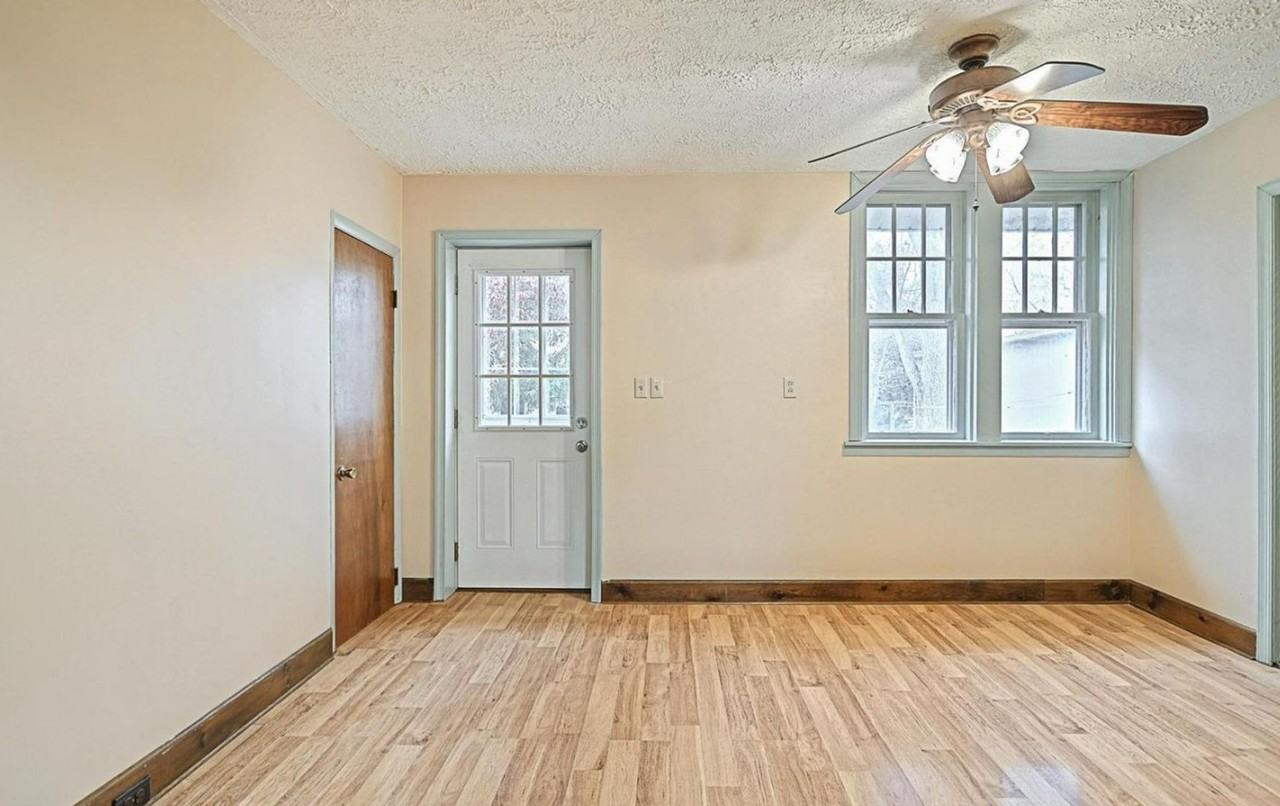 2435 Middle St - Photo 3 of 27