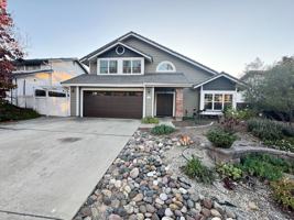 featured image of 3744 Via Picante