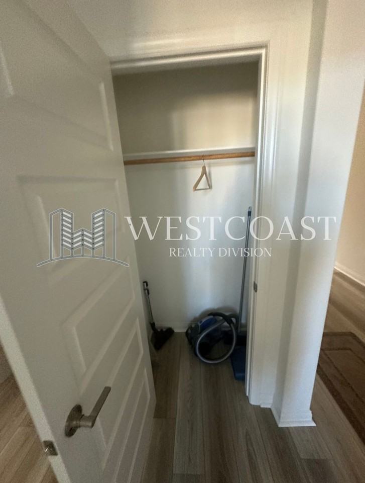 25351 Violane Dr - Photo 3 of 26