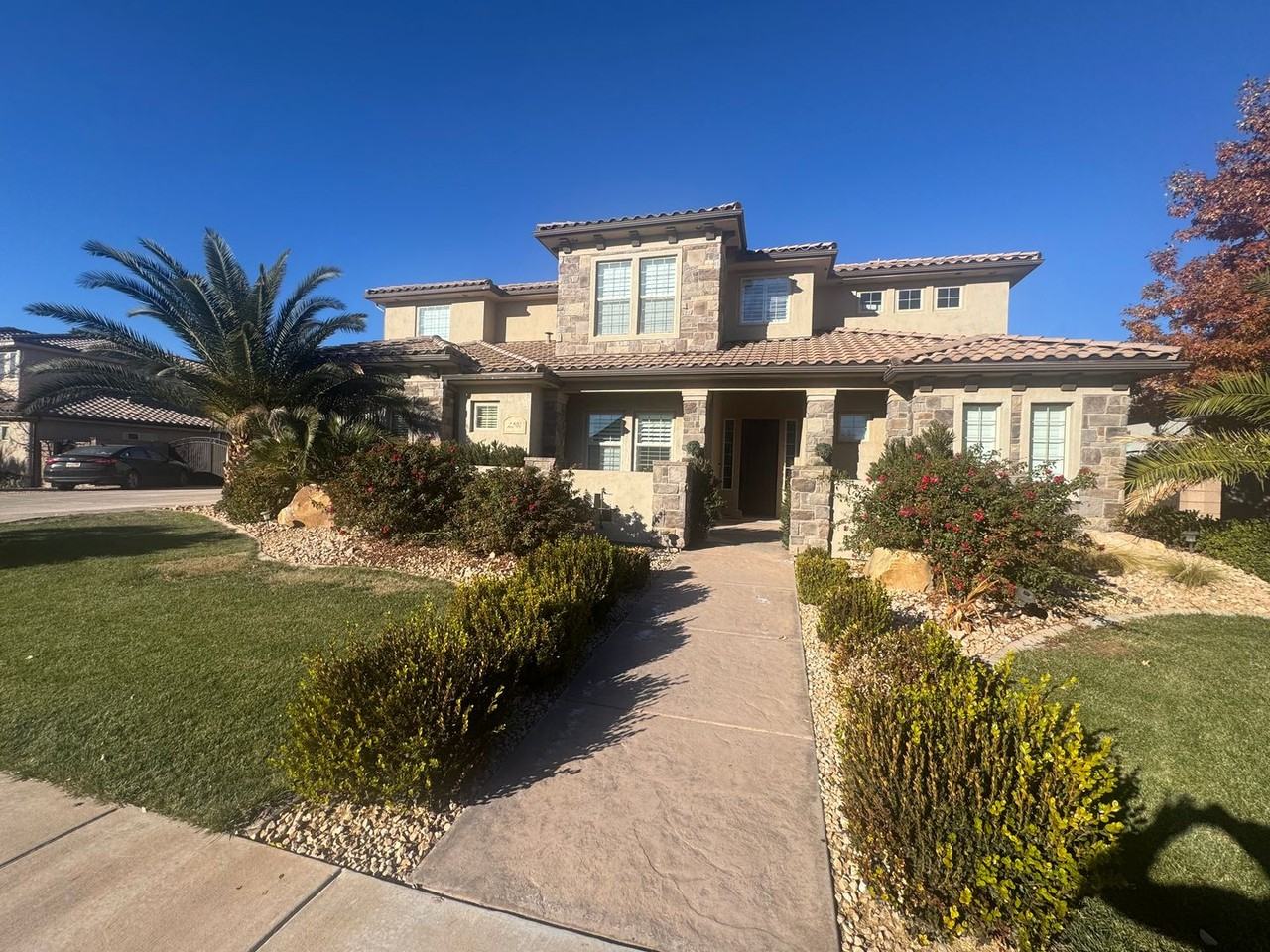 2301 East Crimson Ridge Drive - Photo 3 of 49