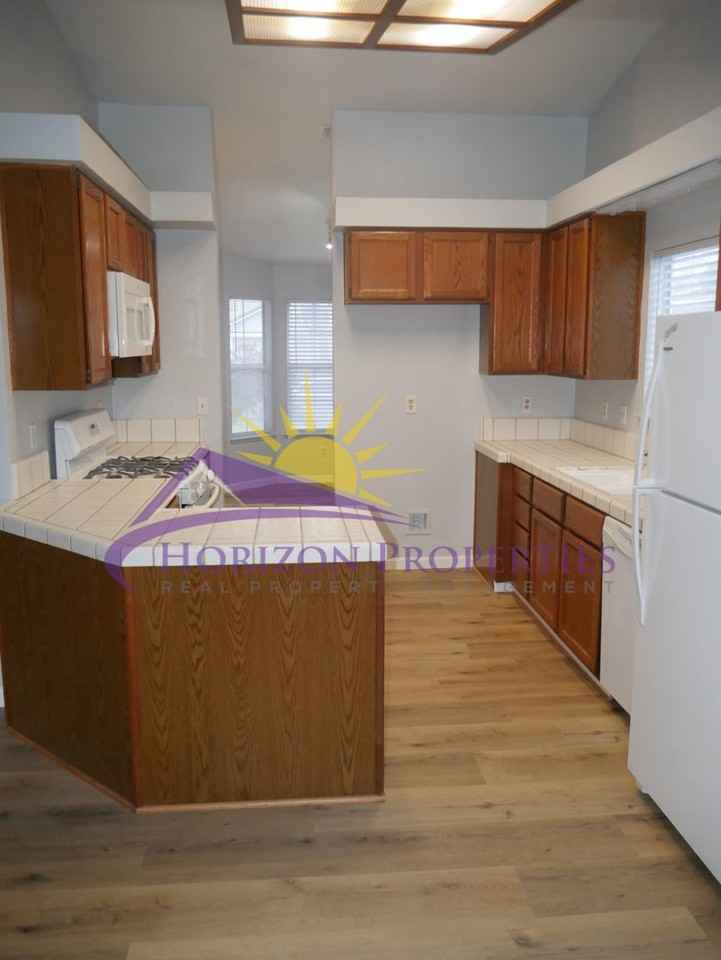 8635 West Chase Court - Photo 6 of 24