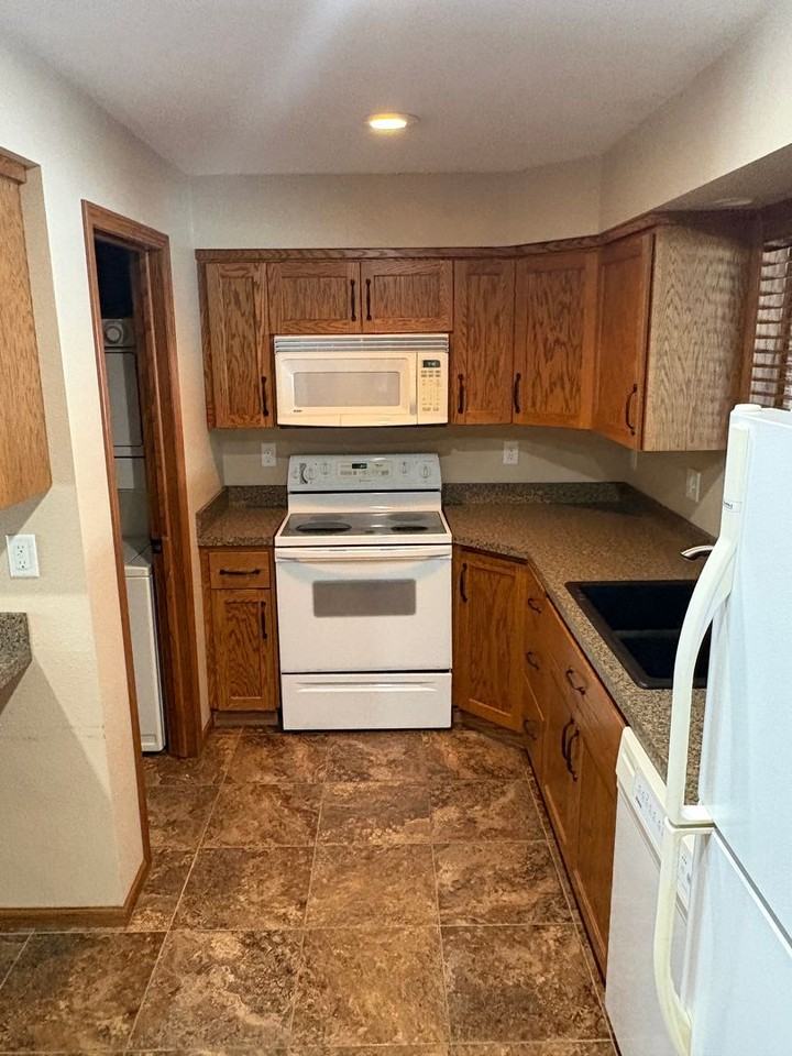 8 Westfield Circle - Photo 7 of 11