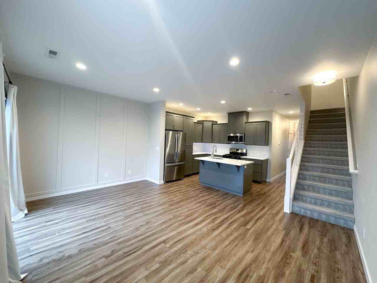 1959 Kari Dawn Ave Se - Photo 3 of 18