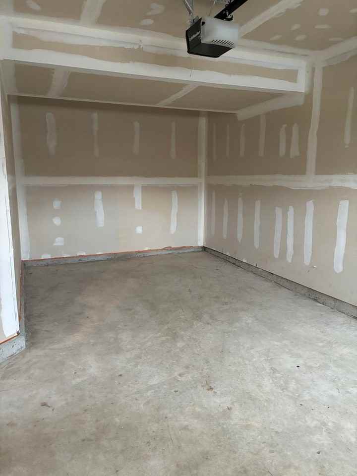 42 Honeylocust Circle - Photo 5 of 20