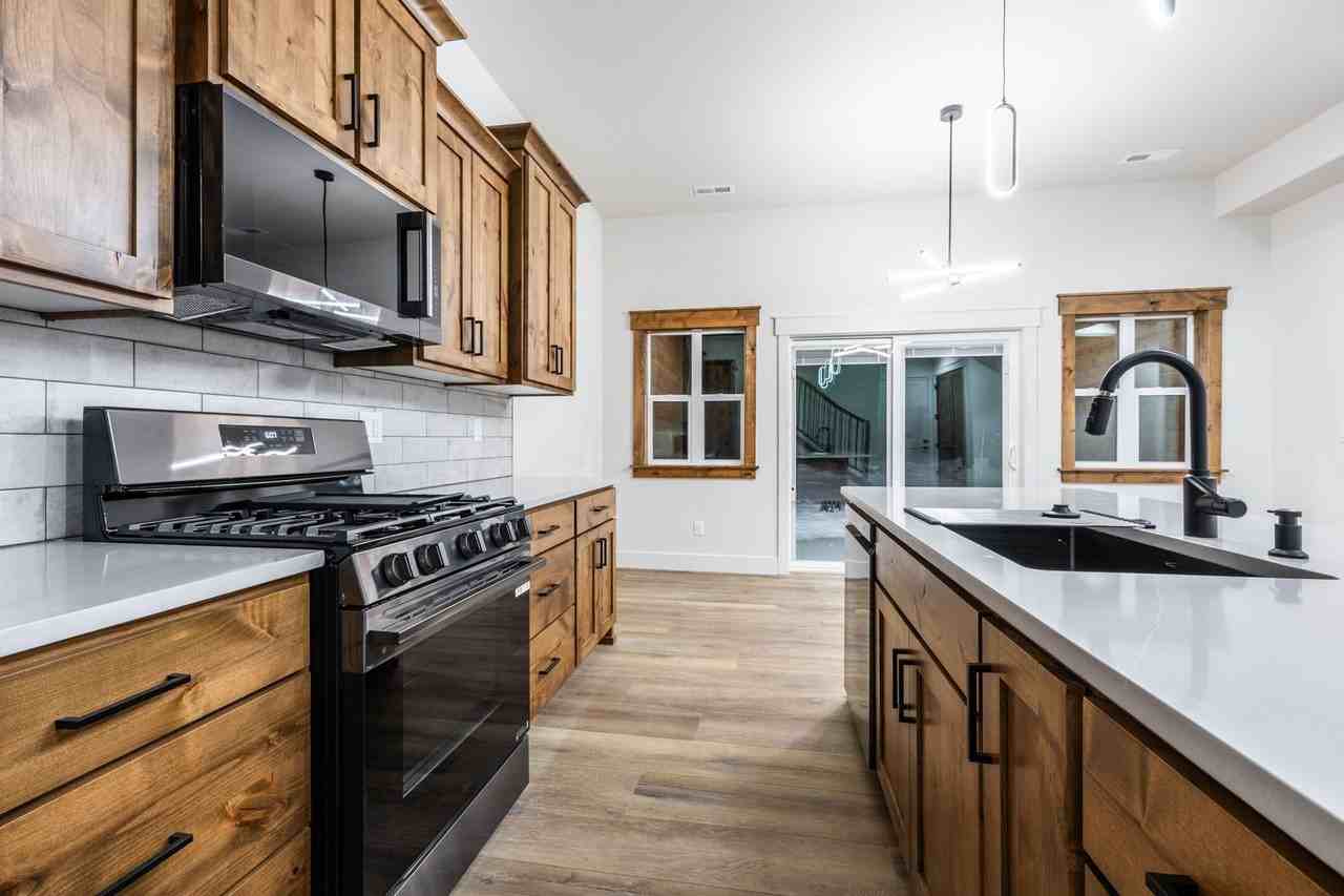 4347 Yeti Ln - Photo 7 of 21