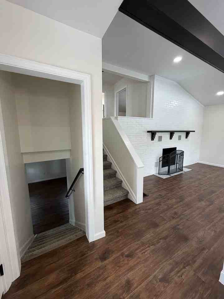 7980 Newark Road - Photo 2 of 30